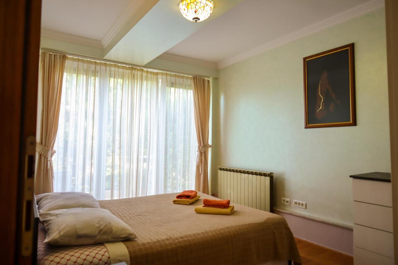 Apartments Okuka Split Exterior photo
